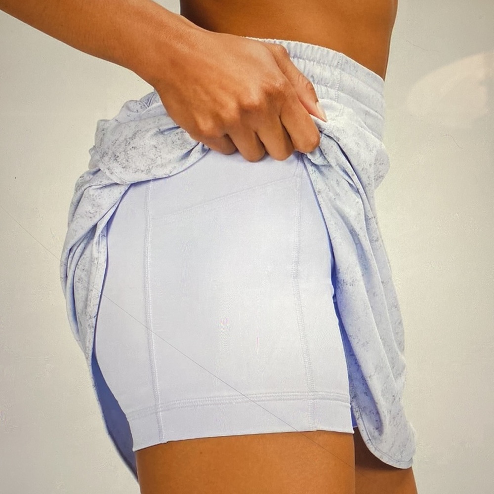 Lululemon Hotty Hot High Rise Skirt - Picture 4 of 16
